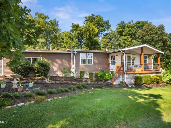7719 Rosie Ln, Strawberry Plains, TN 37871