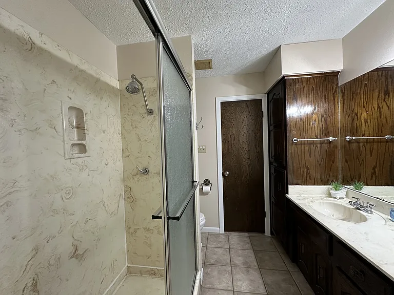 24 Heatherwood Dr — Photo 6