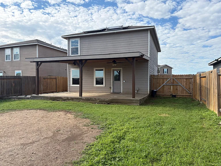 3131 Rosalind Way — Photo 2