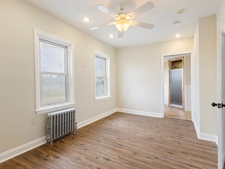 9 Woodbine St #2 — Photo 1