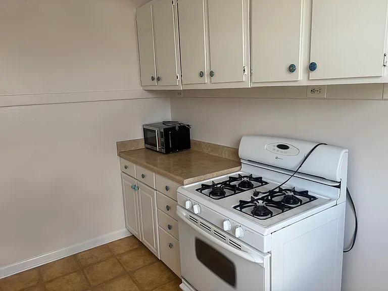 4616 Conti St — Photo 3