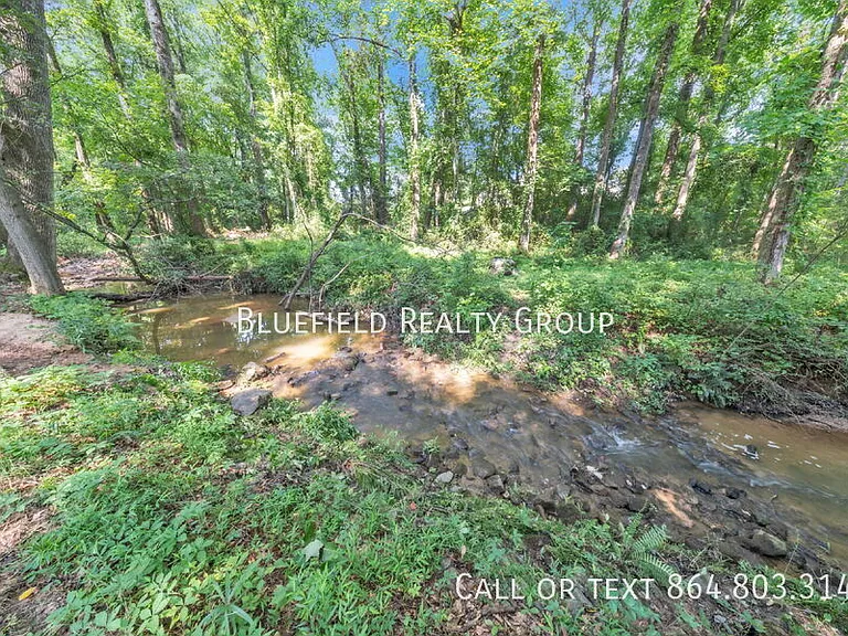 417 Summergreen Way — Photo 37