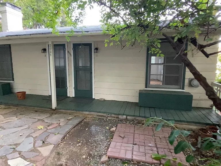 2036-2050 High Tower Dr — Photo 12
