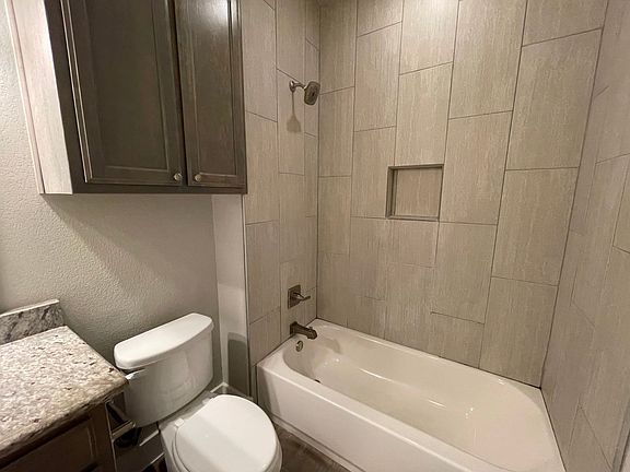 4th image of 8037-8039 Arbor Ave #8037