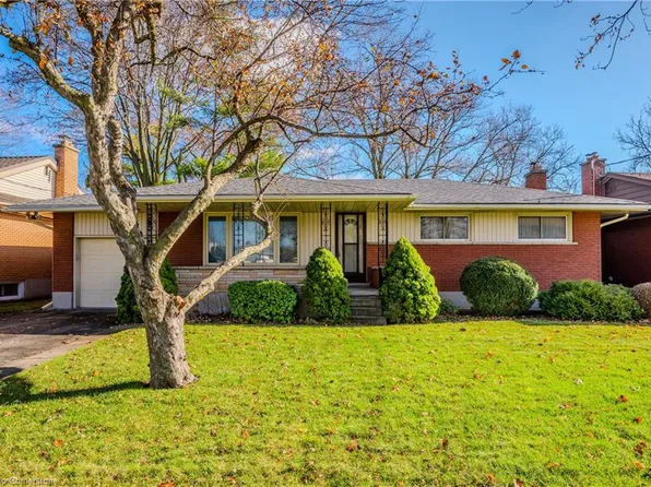 145 Ross Ave, Kitchener, ON N2A 1V5