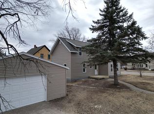 422 2nd St SW, Wadena, MN 56482