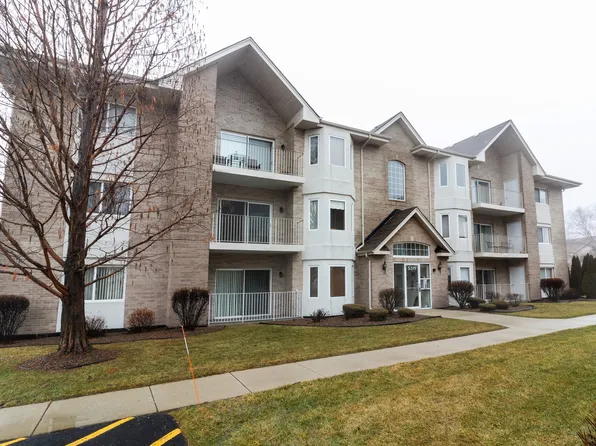 5311 W Mint Julip Dr APT 202, Alsip, IL 60803