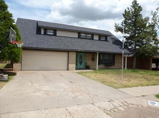 1507 Canyon Dr, Borger, TX 79007