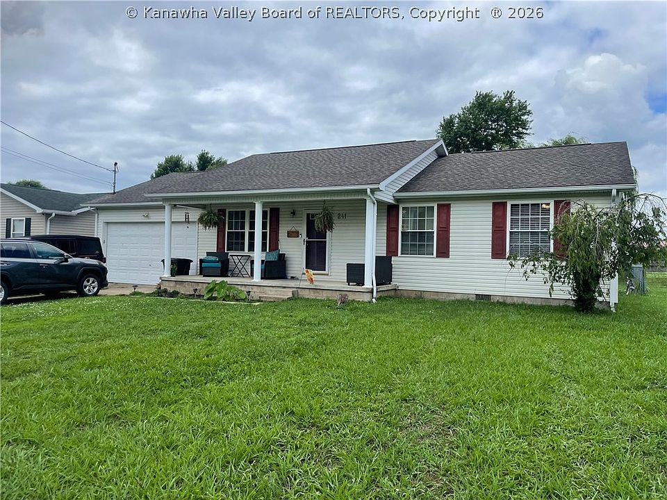1st image of 241 Hawthorne Ln
