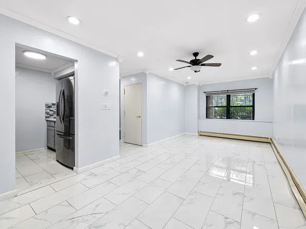 320 Marion St Floor 2, Brooklyn, NY 11233