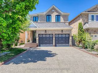 3081 Mission Hill Dr, Mississauga, ON L5M 0B8