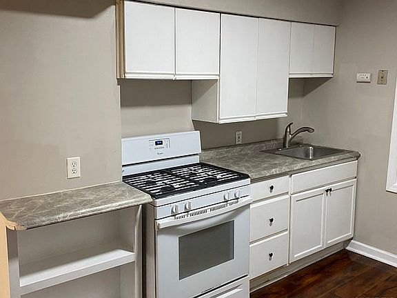2nd image of 227 14th St