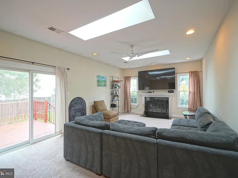 1432 Powells Tavern Pl — Photo 8