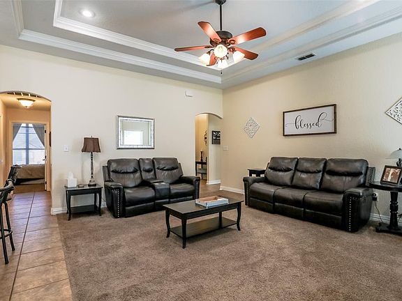 5th image of 7734 Tuscany Dr