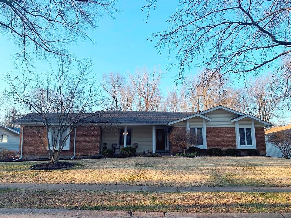 1st image of 12937 Lampadaire Dr