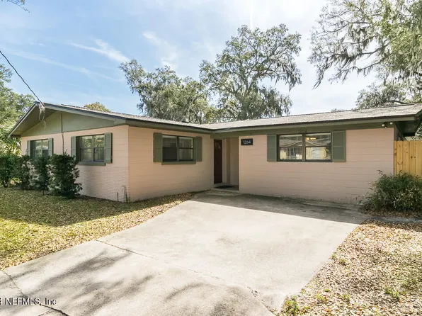 1264 NIPIGON Avenue S, Atlantic Beach, FL 32233