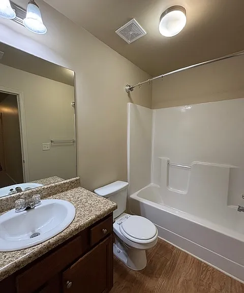220 Birch St #5 — Photo 12