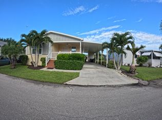 6119 N Ficus Ln, Lantana, FL 33462