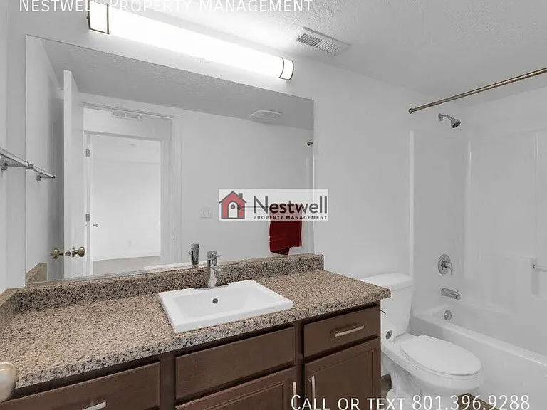 563 E Alma Mater Ave — Photo 19
