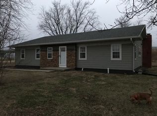 35365 E Frontage Rd, Virden, IL 62690