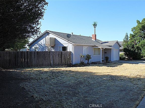 2nd image of 16 La Palma Dr