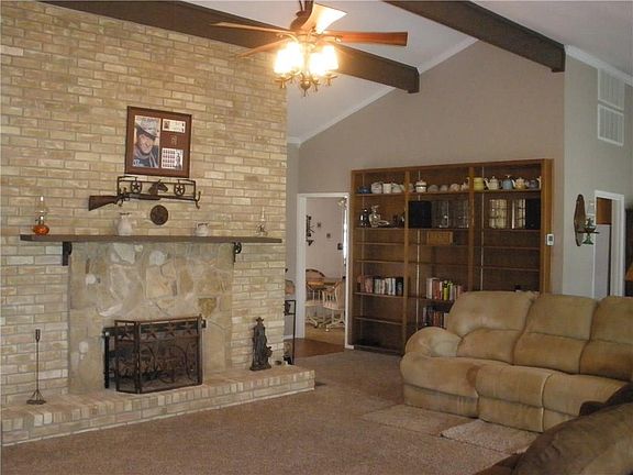 3rd image of 288 County Road 1605