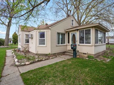 19165 Florian St, Roseville, MI, 48066