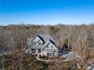 7584 Rinehart Ln, Clemmons, NC 27012