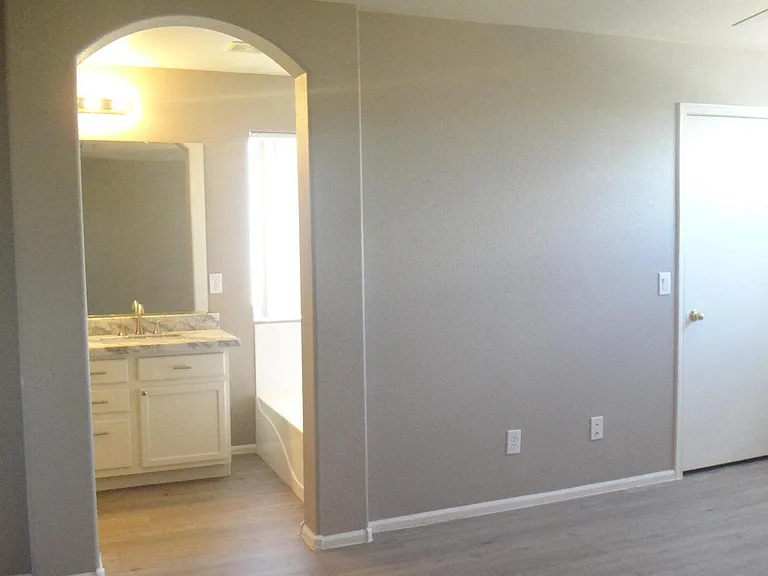 12525 W Reade Ave — Photo 19