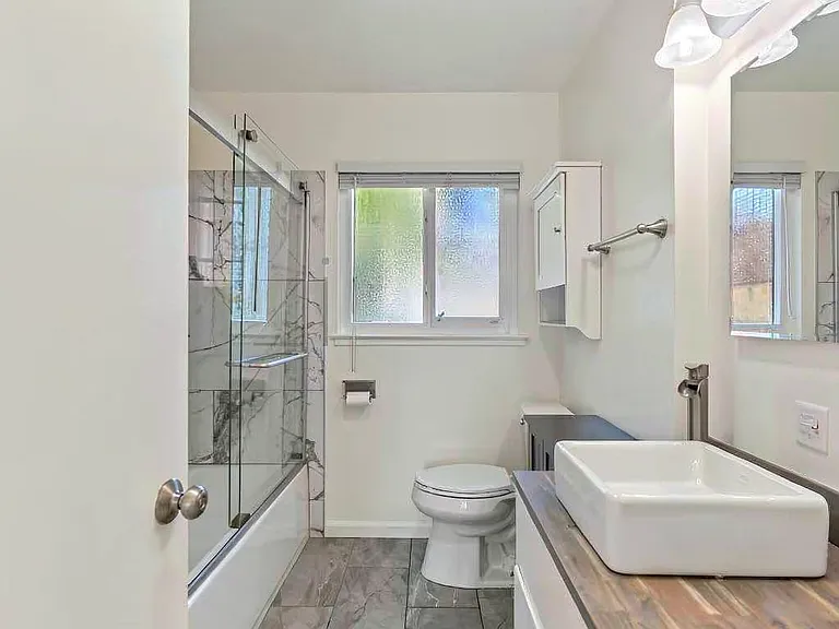 6247 Hokett Way — Photo 4
