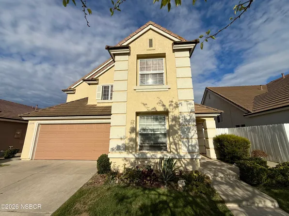 2230 N Riverton Dr, Santa Maria, CA 93458