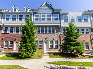 57 Kaprol Dr, Troy, MI 48098