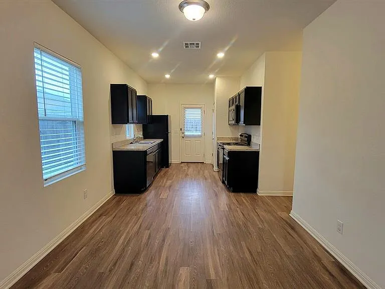 850 Bunton Reserve Blvd — Photo 5