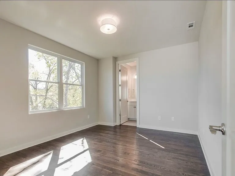 227 Oceola Ave #5 — Photo 11