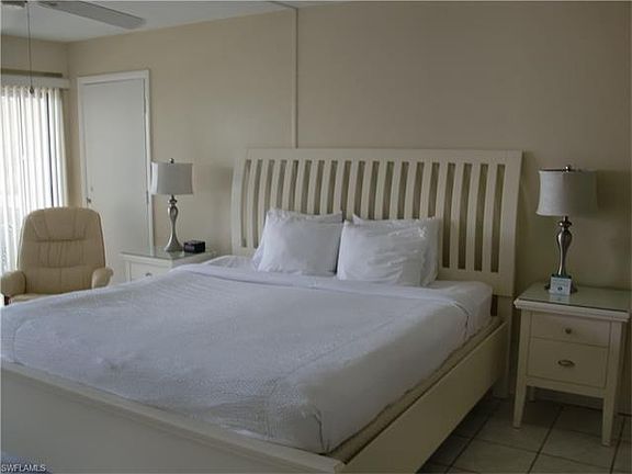 3rd image of 900 Broad Ave S #136