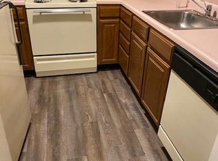 901-909 Avalon Rd #905-H, Lawrence, KS 66044