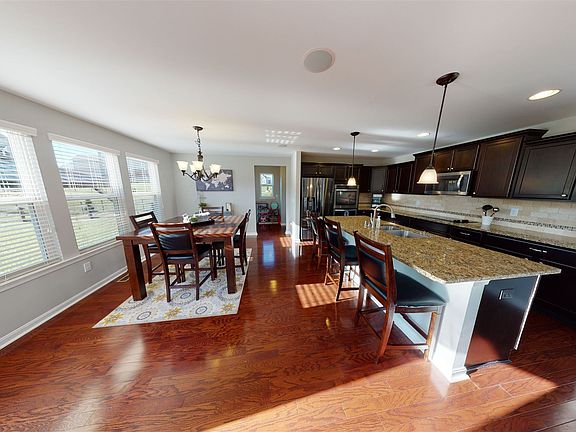 5th image of 613 Talus Way