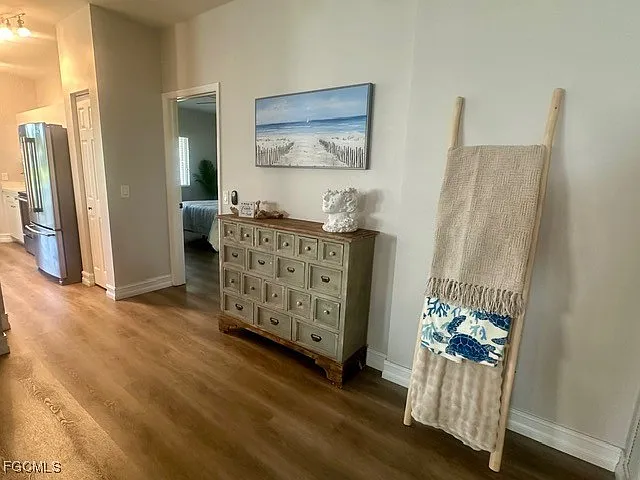 3 bed, 2.0 bath, 1587 sqft, $3,700 — Photo 3