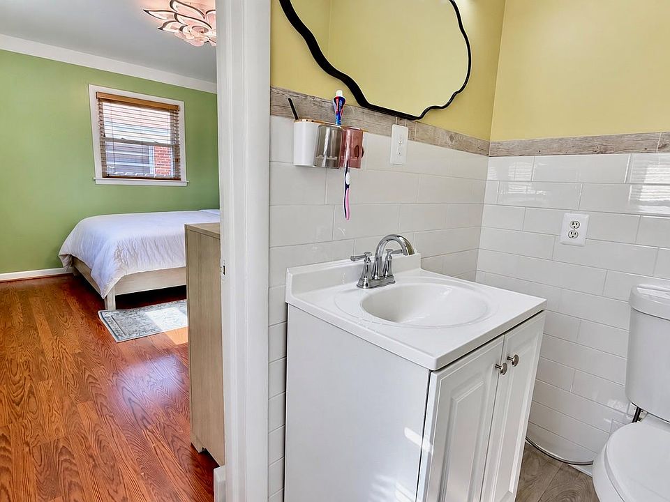 11136 Sunburst Ave, photo 15
