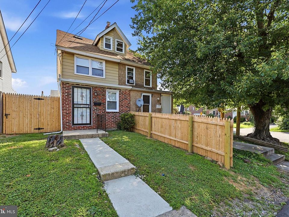 1st image of 442 Leiper St