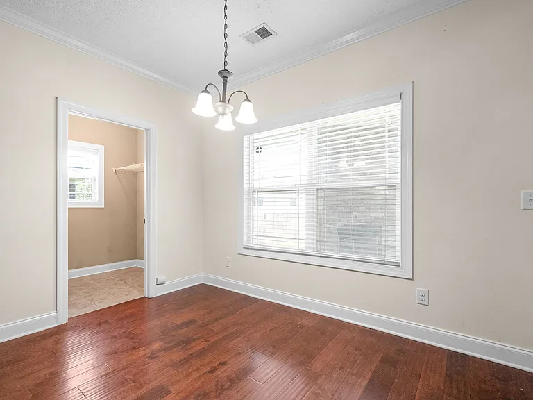 3339 Cotham Ln — Photo 18