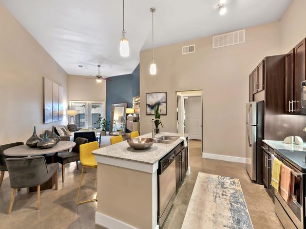 100 N Main St APT 415