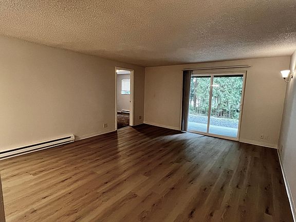 5th image of 1600 NE Pleasant St #101