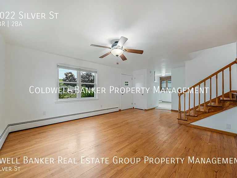 1022 Silver St — Photo 8