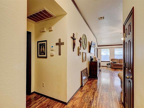 3rd image of 1204 N 4th St