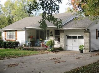 2339 E Kirkwood St, Springfield, MO 65804