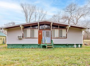 4269 Midway Dr, Silverwood, MI 48760