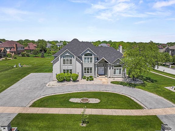 3rd image of 3823 Ballantrae Way