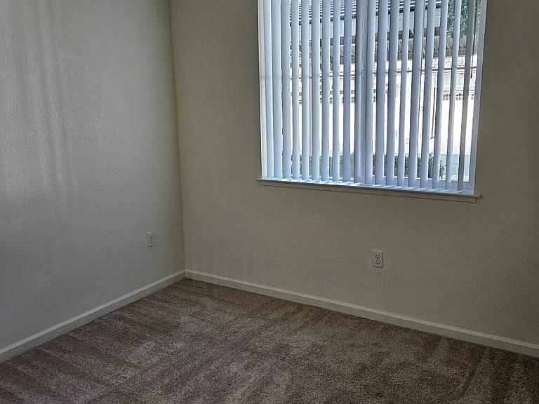 Diamond Creek Apartment — Photo 44