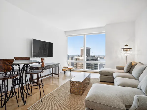 25 Columbus Circle image 1 of 17